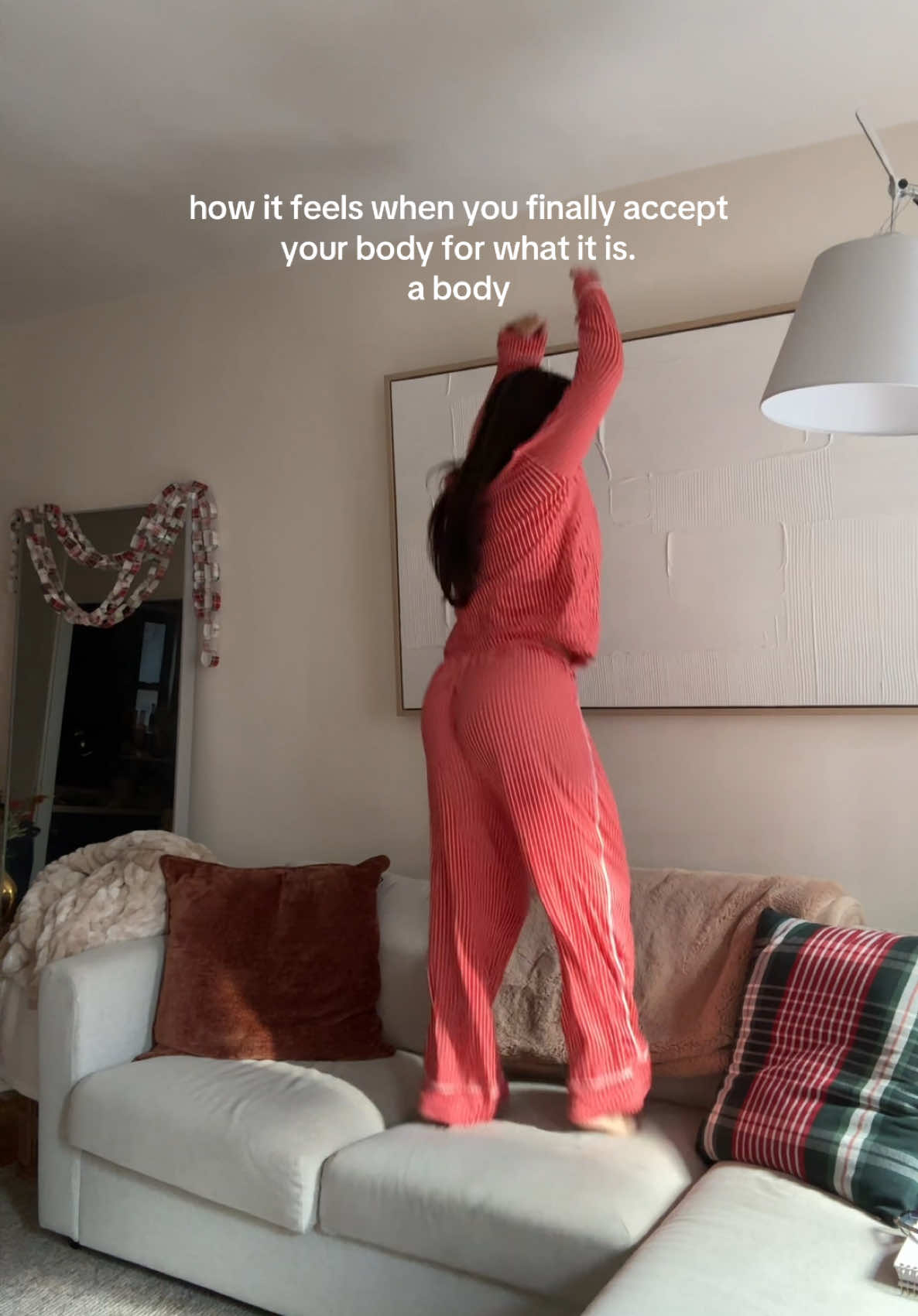 live just got a WHOLE lot better #bodypositivity #selflove 