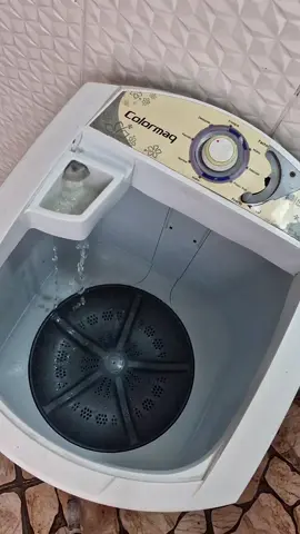 Dia de lavar toalhas e chegou meus potes herméticos novos  🥰amei são lindos e de qualidade  #lavandoroupa #cleaning #asmrsatisfying #donadecasa #tanquinho 