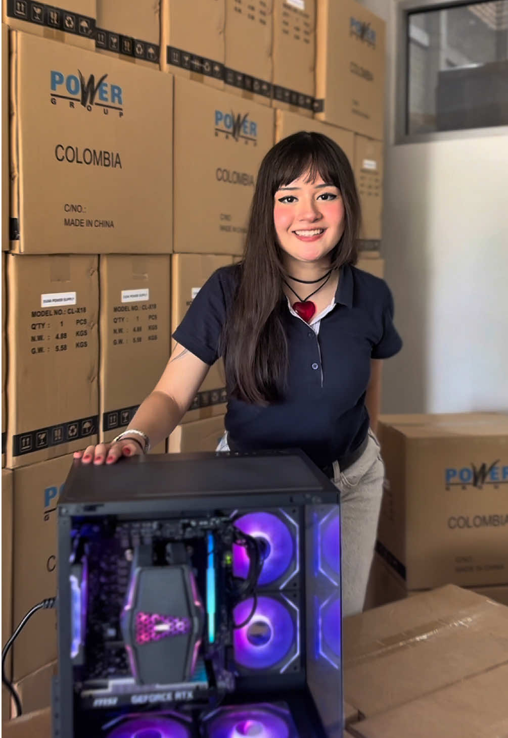 ¡UNBOXING Y LISTO PARA LA ACCIÓN! Así se ve un PC cuando está ensamblado con detalle, orden y calidad Power Group. Nuestra referencia G146162KFS6-P combina rendimiento, estabilidad y estética en un solo equipo. ✨🔧 #fyppppppppppppppppppppppp #gamer #pcgaming #trending #colombia 
