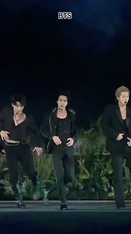 BTS 💜🎤-Fake Love🎶 #bts_official_bighit #fakelove #BTS💜 #ARMY💜 