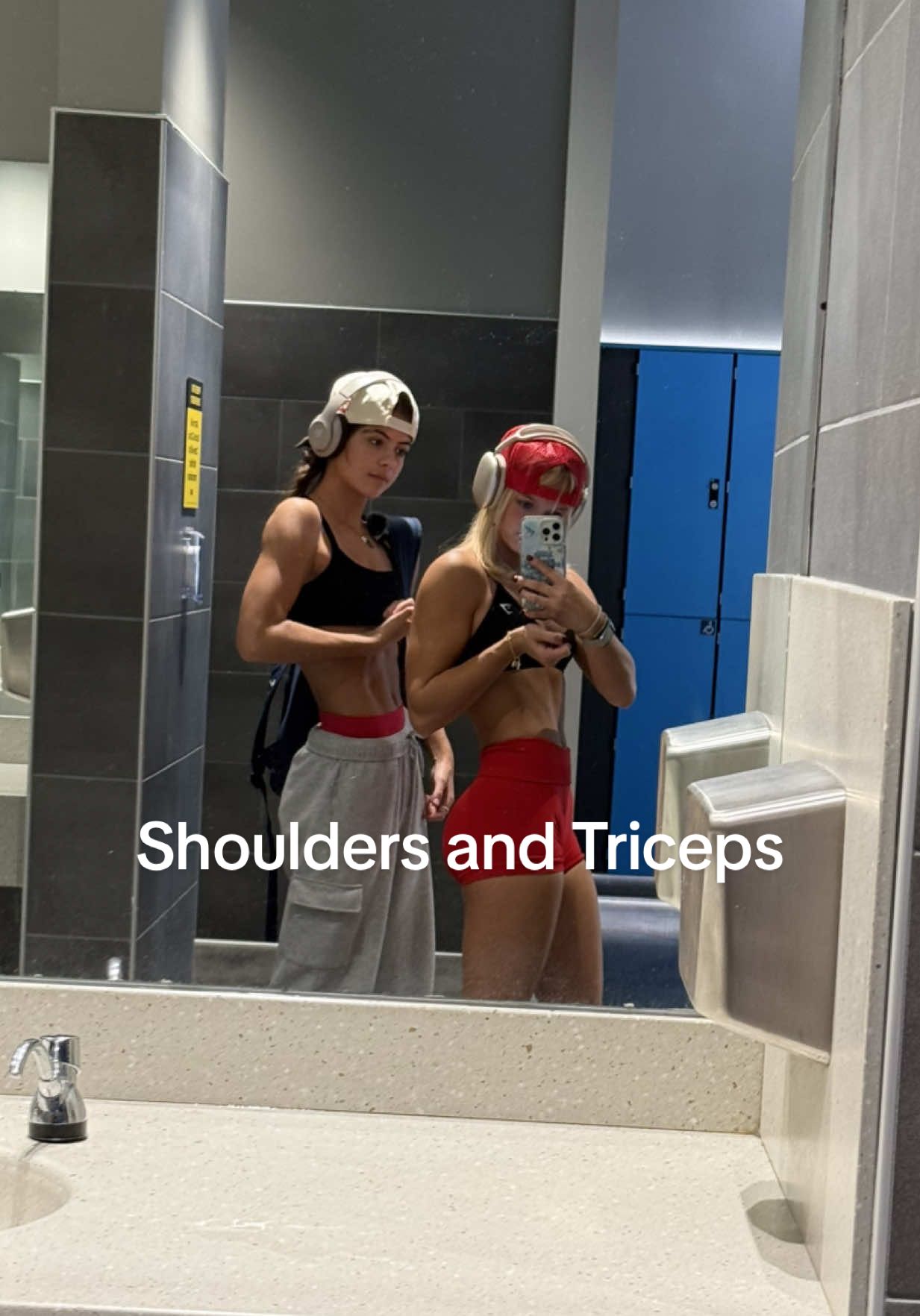 Uppies🤪 @Brooke_liftss 