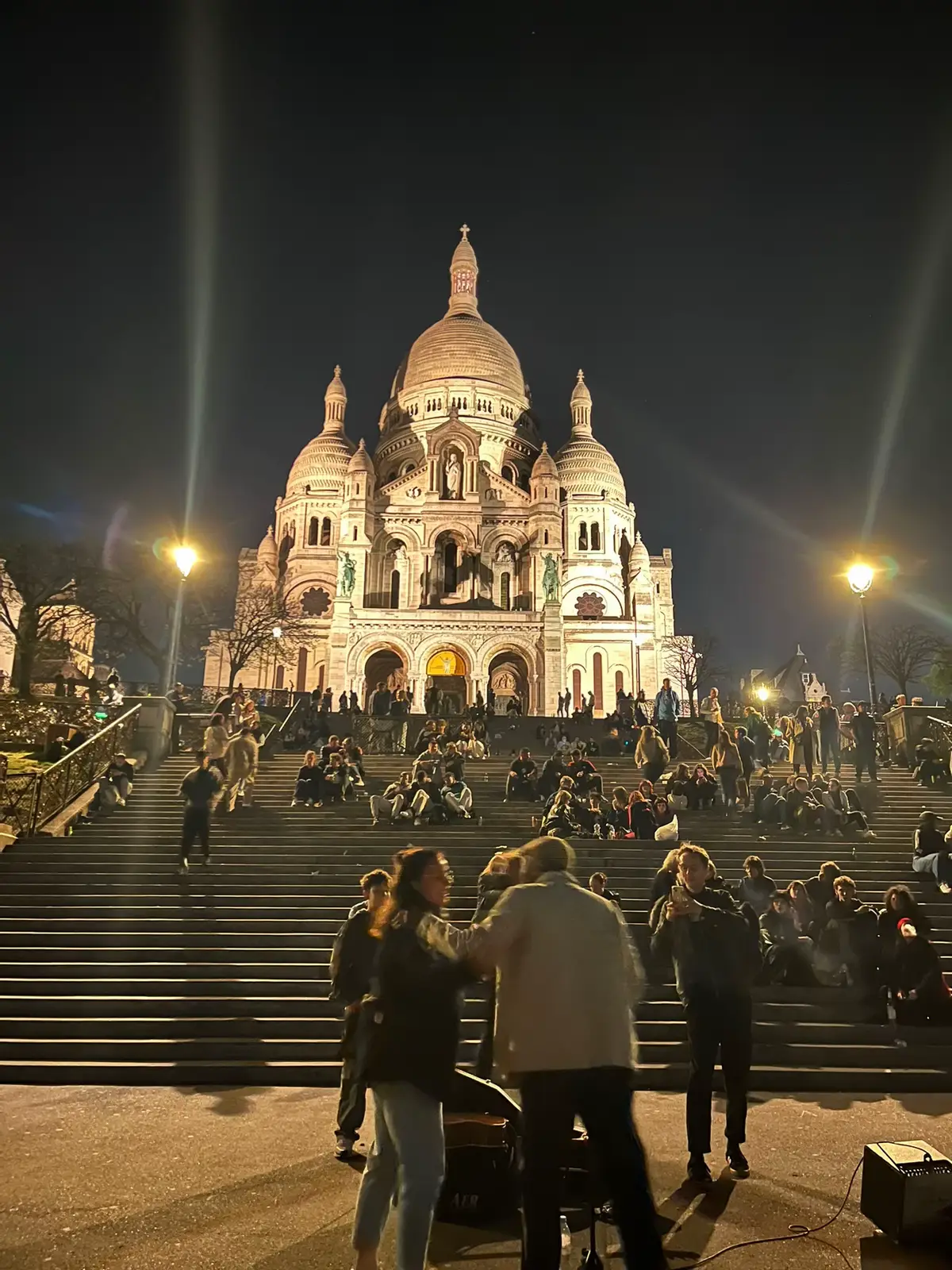 Cette soirée me manque … #monmartreparis #paris 