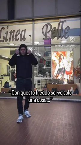 Con questo freddo servono berretti veri, caldi e belli. Sono arrivati i nuovi modelli Calvin Klein, Tommy Hilfiger e Guess: minimal, classici o più fashion… li ho provati tutti per farveli vedere da vicino ❄️🔥 Disponibili in negozio e con spedizione gratuita per chi ordina da Instagram. Scrivetemi per info o per scegliere il vostro. #LineaPelleCuneo #BerrettiInvernali #CalvinKlein #TommyHilfiger #Guess         