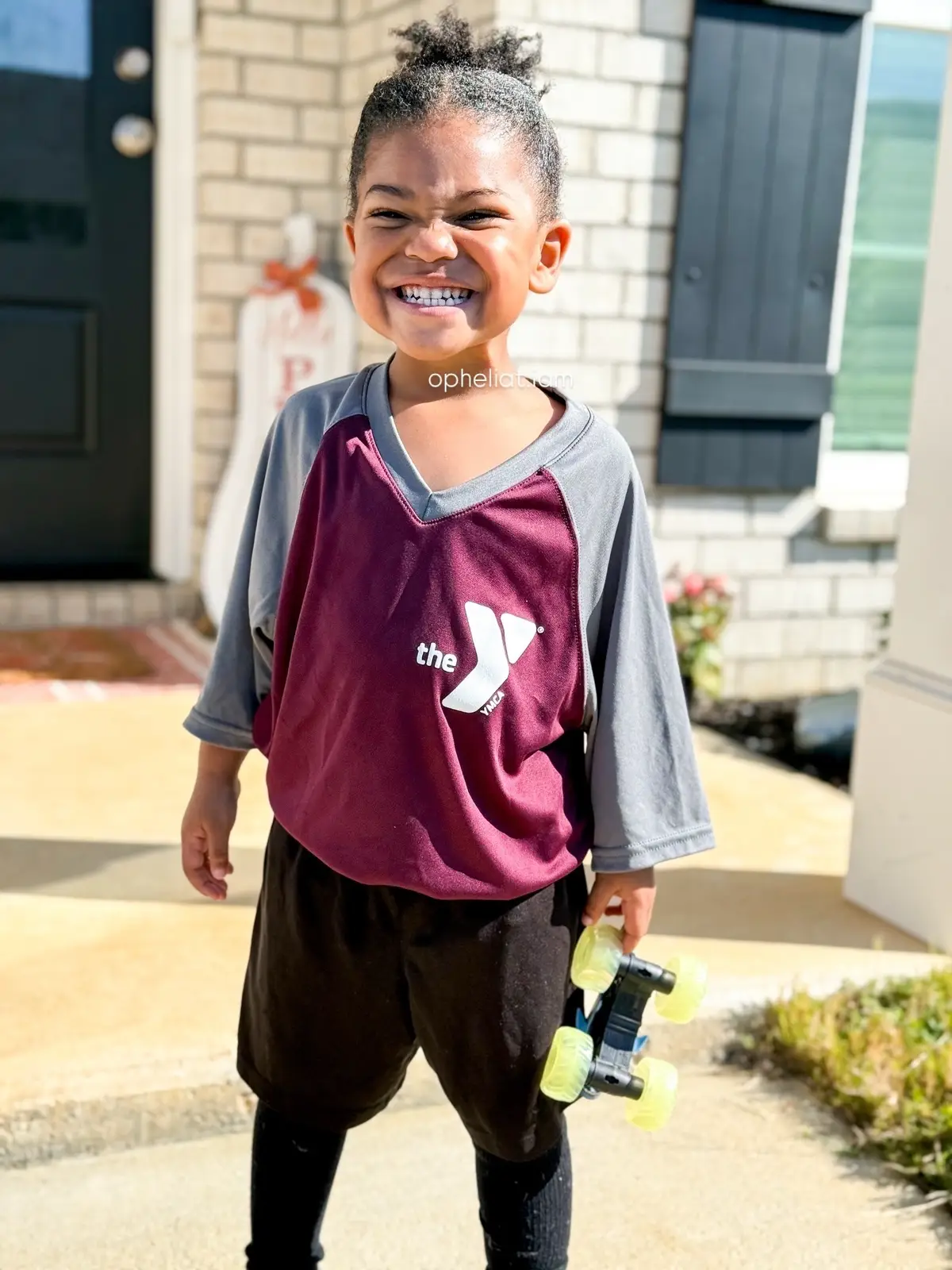 My baby just wrapped his second soccer season, and he made me so proud. He ran, he scored, he stopped to pick flowers… and then jumped right back in. It’s the sweetest mix of who he is right now.⚽️ Watching him grow has been the best part and I know I’m going to miss our early Saturday mornings until the next season starts.🫶🏽 #toddlerlife #toddlersoccer #toddlermomlife 