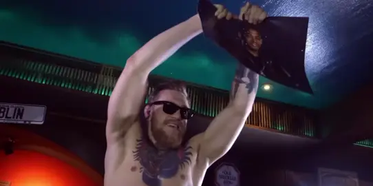 THE KING IS BACK! #mma #UFC #mcgregor #fight #ufchighlights 