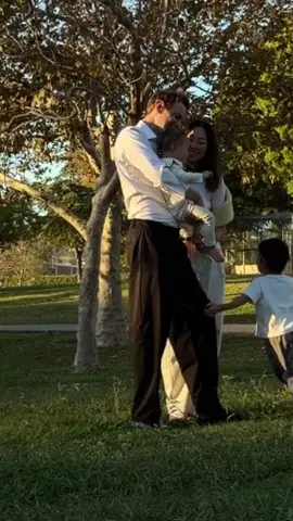 Taking family photos vs the Christmas card from @Minted  We've been doing it since Teo was born and now it's become a tradition. Even though taking a family photo isn't the easiest, grateful Minted makes everything else easier.  Use code AIMEE for 20% off Minted Stationery and Gifts Including Holiday Cards + Free Shipping #holidaycards #christmascard 