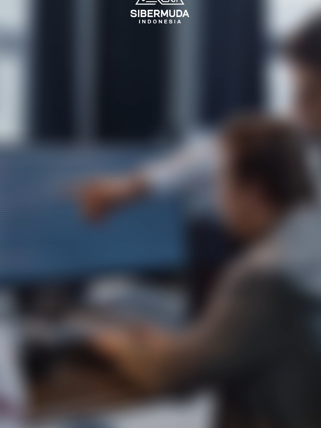 🚨 CLOUDFLARE TUMBANG — SETENGAH INTERNET IKUT ROBOH! Hari ini ribuan website di seluruh dunia error massal, dari layanan besar sampai platform kecil ikut kena imbas. Bahkan beberapa aplikasi penting sempat nggak bisa diakses sama sekali. Masalah ini dipicu error internal konfigurasi Cloudflare yang langsung memunculkan gelombang 500 Internal Server Error di mana-mana. Gangguan global ini menunjukkan satu fakta penting: ➡ Cloudflare adalah tulang punggung internet modern. Jadi kalau situs kamu tadi susah diakses—tenang, bukan kuota atau WiFi kamu yang rusak. Internet-nya sendiri yang lagi “sakit”. Dari insiden ini kita belajar satu hal:  Satu kesalahan konfigurasi bisa bikin jutaan request runtuh dalam hitungan detik. Redundansi, failover, dan incident response itu bukan teori… tapi penyelamat infrastruktur digital. #fyp #CloudflareDown #CyberUpdate #InfoSiber #WebSecurity #IncidentResponse #teknologii #CyberNews #BreakingNews#CyberSecurity