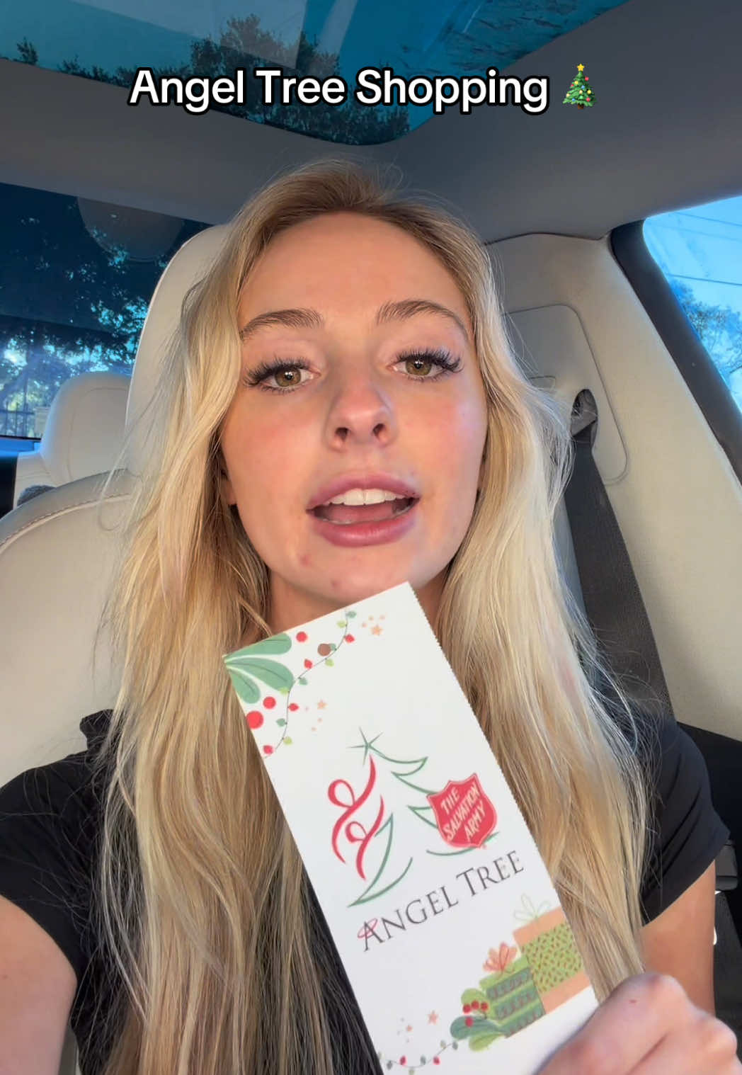 Surprising girl with her dream cat for Christmas ❤️🎄 #angel #angeltree #christmas #nataliereynolds #cat