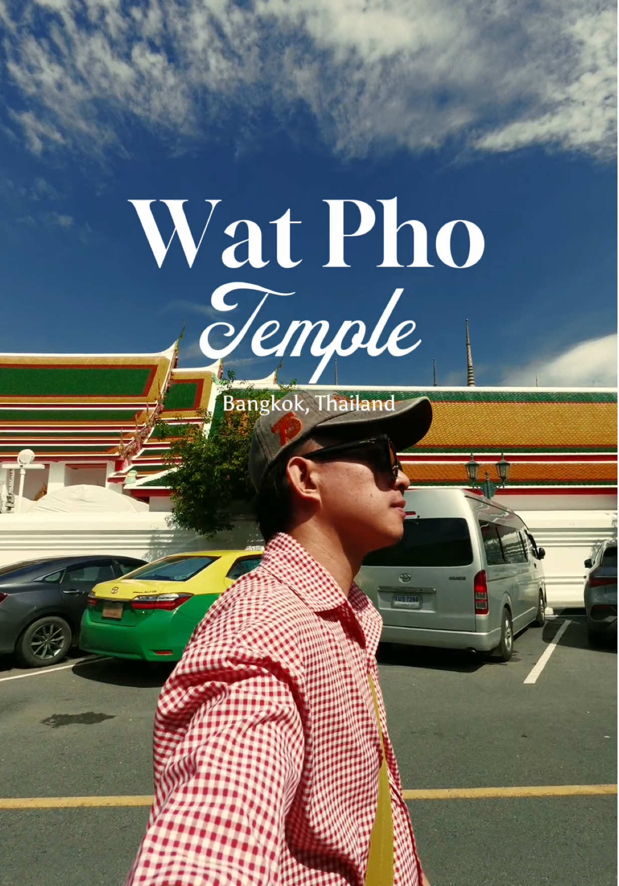 Explored Wat Pho on my last day in Bangkok ✨ The heat was intense, but the beauty of the temple made it worth every step. Didn’t get to visit the other temples since I wasn’t feeling my best, but this peaceful stop was the perfect ending to my trip.