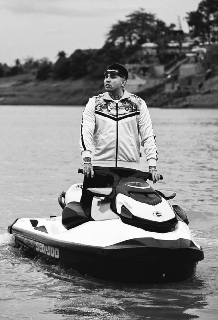 na favela mais um menor de mente brilhante . . | #mcmarks #marks #foryour #viralvideos #explorer 