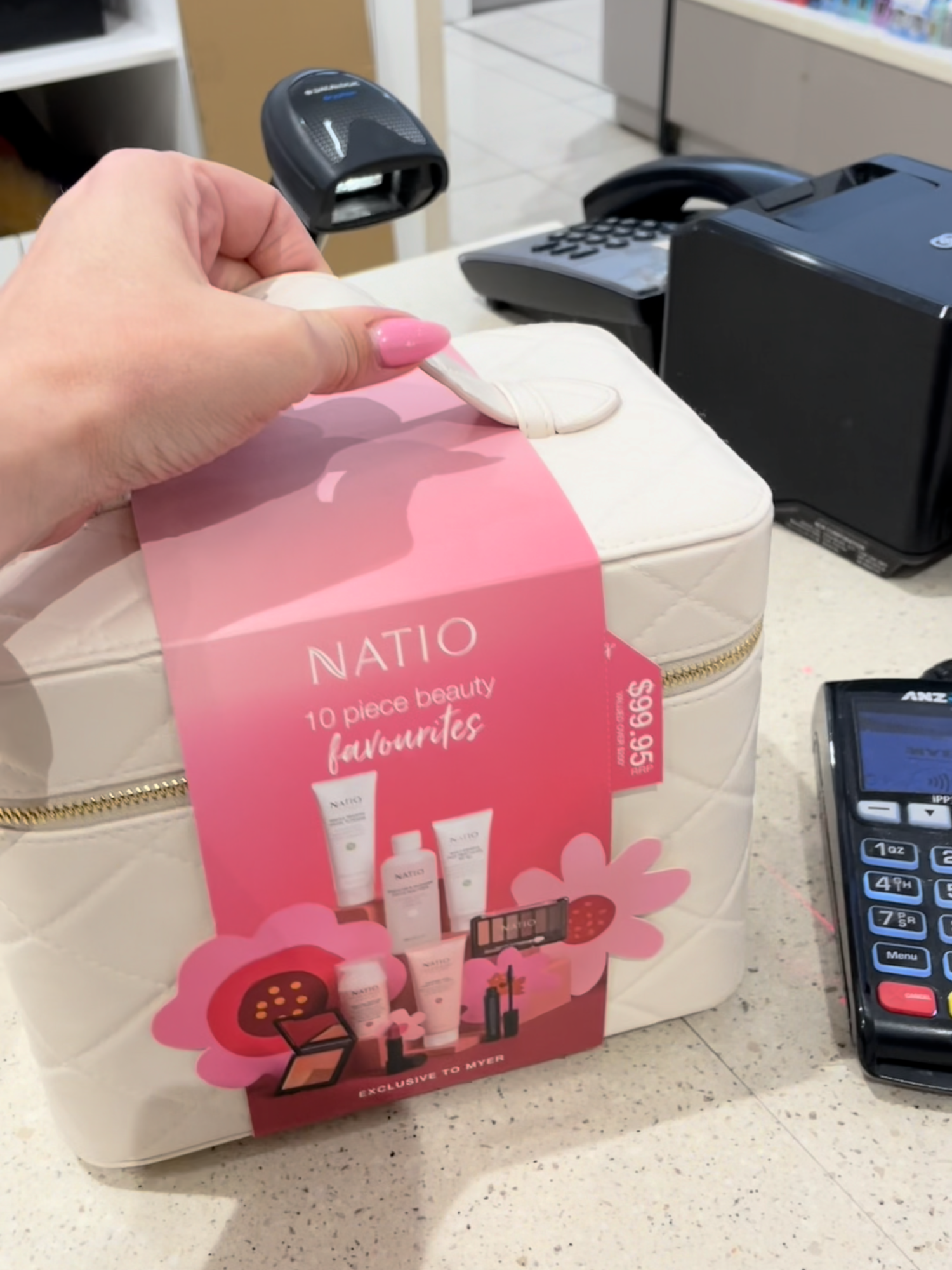 You are seeing our@myer x @natiobeauty Deluxe Favourite Set — an exclusive 10-piece collection brimming with plant-based skincare essentials and nature-inspired cosmetics. Valued at over $200 and presented in a premium beauty case, it offers incredible value at just $99.95. This limited edition gift set celebrates the beauty of our unique landscape, with thoughtful formulas and gorgeous presentation that feel special the moment you lift the lid. This would make perfect treat for yourself or someone on your Christmas list! #myer #eyeshadowlook #christmasgiftideas #affordablechristmasgiftideas