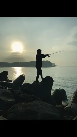 Olahraga pagi @🥷 @. #castingfishing🎣 #relixnusantara🇮🇩 #capung762 #casting #ulfishing 
