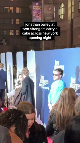 he’s unreal #jonathanbailey #twostrangerscarryacakeacrossnewyork #wickedmovie #twostrangersmusical #sexiestmanalive 