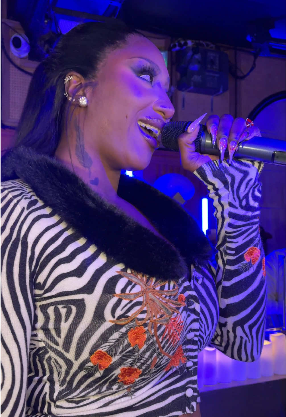 #ayanakamura #tiktokmusic #TikTokFashion #fashiontiktok 