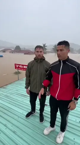 bảo về việt nam chơi vui lắm cơ  #ronaldo #messi #xh #fyp 