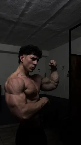 Pero claro que natty se puede. #fitnessargentina #naturalbodybuilding #gym #GymTok #fyp 