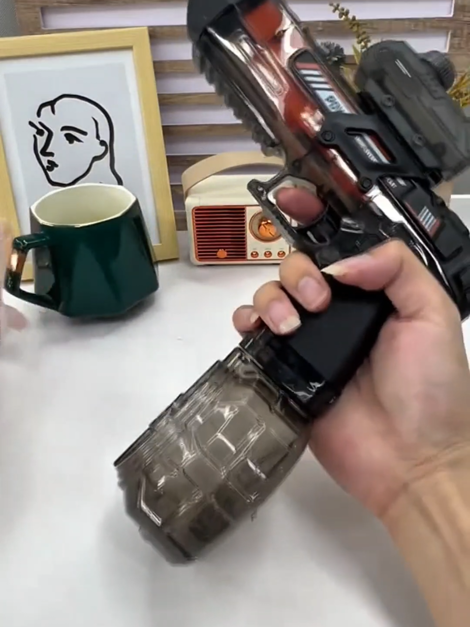 Pistola de Água Elétrica Ice Mouse, perfeita para a diversão da criançada! #pistoladeagua #diversaoemcasa #brincadeiras #iceMouse #superoferta 