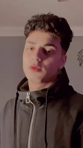 الاتنين خانوني. #eslam_bisa 