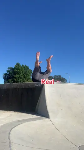 Casually ninja parkour sliding into the comfort of my Crocs. #parkour #ninja #slide #crocs #shoes @Crocs @Stef the Maori