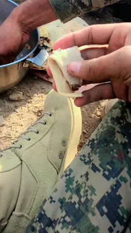 کوئ ساتھ نہیں دے رہا اماں #please #foryou #panjab #Rangers #evryone @Smart boy😊😀 