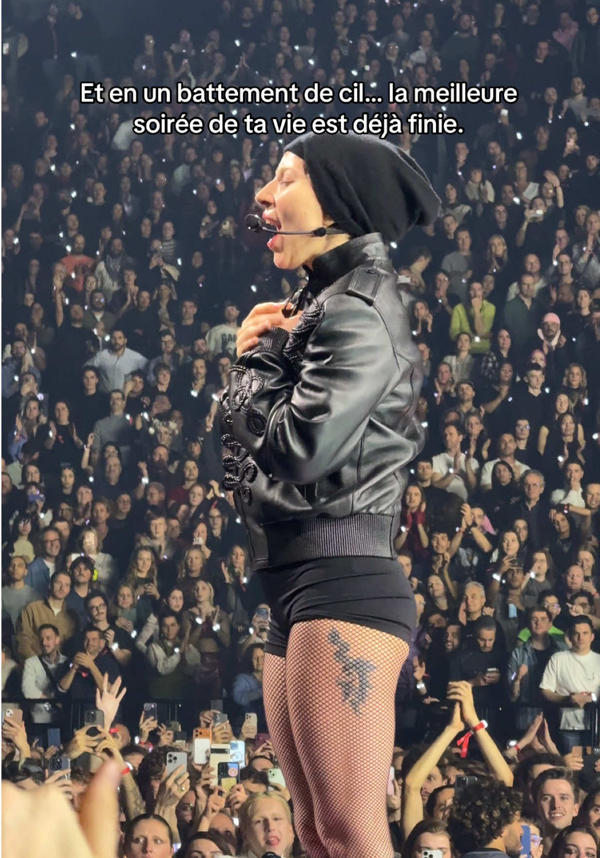 Et en un battement de cil… la meilleure  soirée de ta vie est déjà finie.@ladygaga @Accor Arena #ladygaga #gaga #littlemonsters #mayhem #ladygagafan 