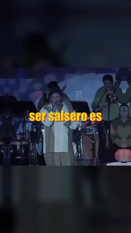 💃❤️ Ser salsero también es enamorarse bailando, sintiendo que cada giro es un “te quiero” en clave de son. 🎶✨ Porque en la pista, el amor tiene sabor a tumbao y a pasión. 🔥 #PachangueroClub #SalsaYAmor #EnamórateBailando