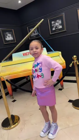 Les ando preparando algo que muy pronto verán 🤩💖 #littlemapa #trend #modofancy #fyp #baile 