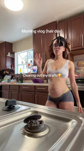 I was about to say “Thanksgiving break is coming, so I’m happy I don’t have to get up early” then I remembered my son wakes up early anyway. 🤣