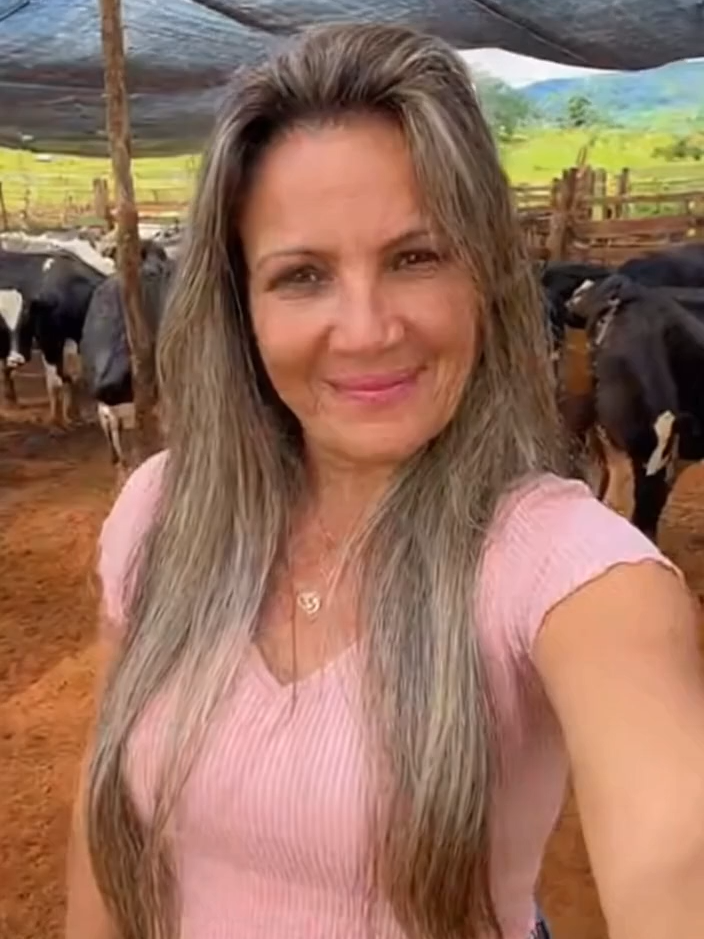 Mineirinha solteira #solteira #fazendeira #brasil🇧🇷