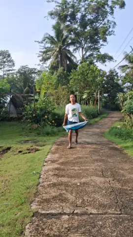 Teruslah melangkah dan biarkan mereka sibuk meluruskan omonganya sendiri #trending #kataka #story 