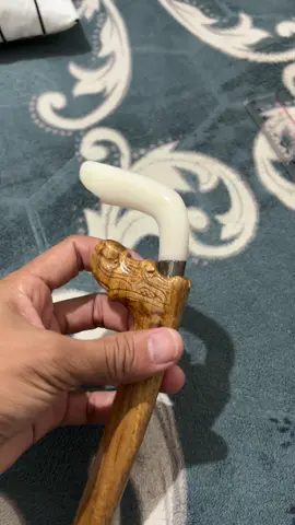 kawali Kuningan terbuat dari logam Kuningan yang di kelola oleh anak bugis sidrap massepe yang sangat istimewa #karyabugissidrap #karyabugismassepe #karyanakbangsa #senimanbugis #seniman 