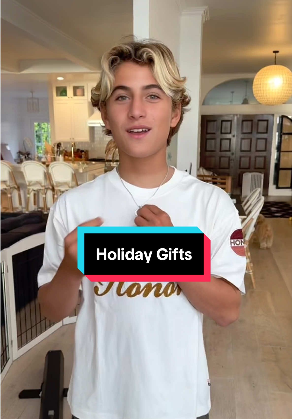 St. Kingsley Jewelry Holiday Gifts link in bio 🤗 