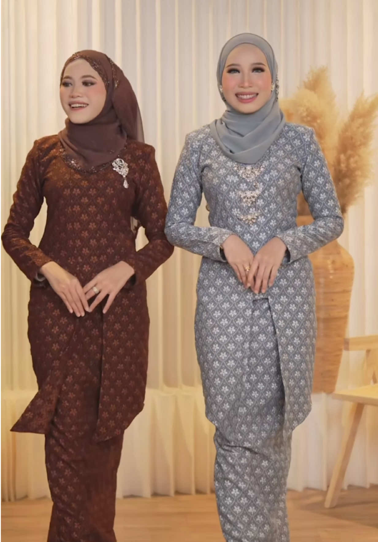 Kebaya labuh soft brocade by sunsets clozette.  #kebayalabuh #kebayamodern #sunsetsclozettehq #fyp #bismillahfyp 