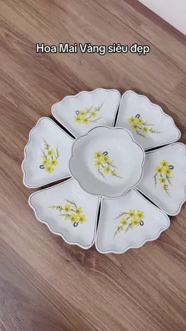Bộ bát Hoa mặt trời siêu đẹp- làm mâm cơm dâng lên gia tiên ngày giỗ- lễ - tết vô cùng ama cúng và sang trọng. Hàng gốm sứ Bát Tràng chuẩn xịn#Hienshop_uytin #xuhuong #tiepthilienket #gomsubattrang #bobathoamattroi @ @Hienshop_uytin  @Hienshop_uytin 