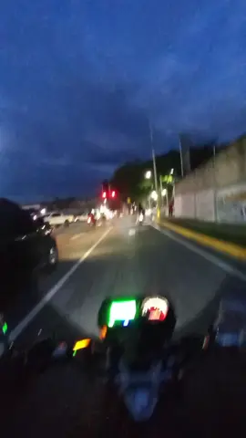 Disfrutando de Todas las cosas que extrañan Los que se van🥺🥀🥹 Pero Queriendo Volver🥺 #viral #badbunnypr #elvigiaestadomerida🇻🇪🤩 #videoviral #viral?tiktok🥰 