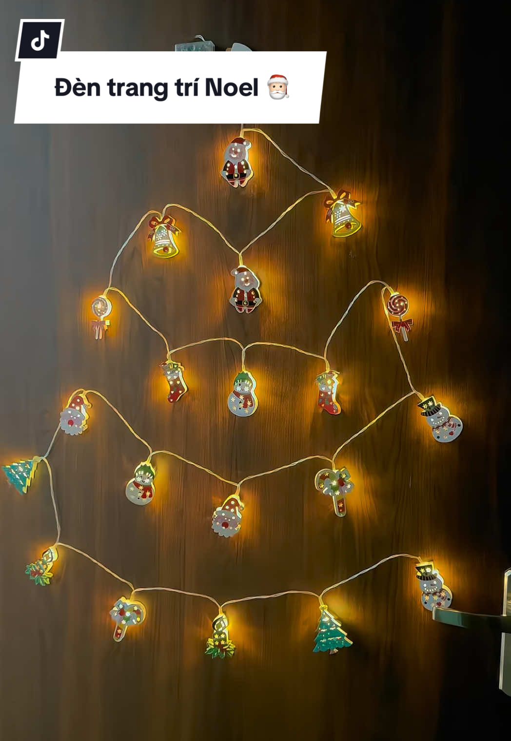 Đèn LED trang trí cây thông 🎄🎄🎅🏻🎅🏻😍#dentrangtrigiangsinh #dentrangtrinoel #dennhaytrangtri #trangtrigiangsinh #giangsinh 