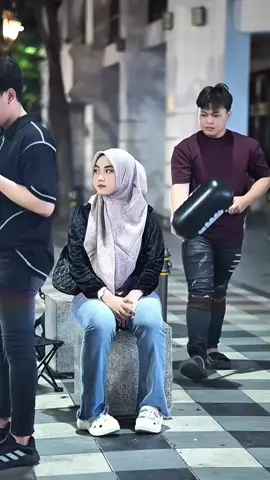 P15 - Prank to pretty girls #creatorsearchinsights #prank #funny #fyp #prankvideo 