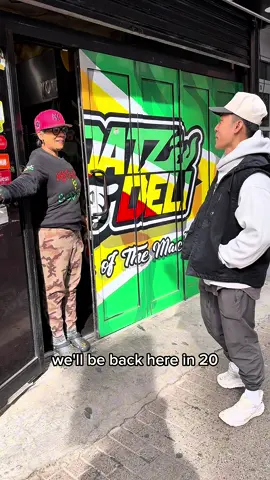 Rating the famous Oxtail Mac Patty from Datz Deli (pt. 1) #oxtail #nycfood #nyfoodie #foodreview #ghanafood 