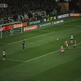 e as trikas não tem jeito 🤣🖤🤍. #brasileirao #majestoso #futebolbrasileiro #corinthians #saopaulo 