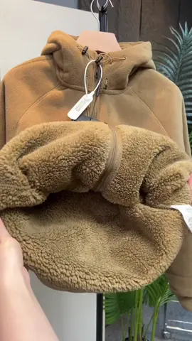 #เสื้อกันหนาว #เสื้อกันหนาวมีฮู้ด #เสื้อฮู้ด #เสื้อบุขน #เสื้อโค้ทขนแกะ 