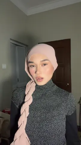 Addicted to this song atm 💃🏻 #transition #makeuptransition 