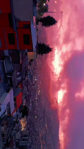 Cada atardecer en quito es diferente 🥹🥹🥹🥹 #ecuador🇪🇨 