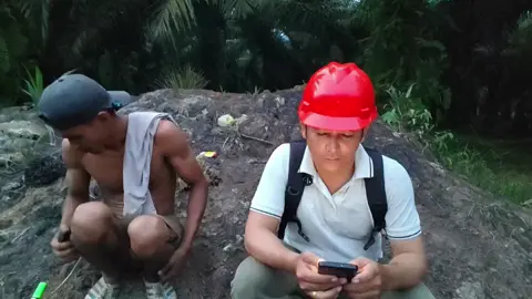 #viraltiktok #kocak #lawak Ketika orang kebun mau belanja ke mini market🤭