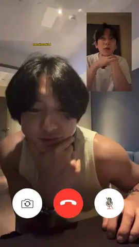 chanbaek join the trend. #chanbaek #chanbaekisreal 