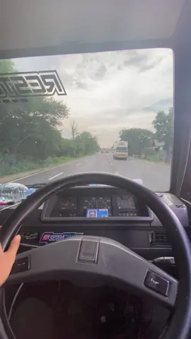 Kamu cinta dia,, dia cinta orang lain🤣 #fyp #fypage #berandatiktok #l300_pickup  