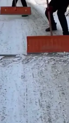 So satisfying!!!🥰🥰😤#Walensee #BlackFridayDeals #SatisfyingTools #cleaningvideo #snow 