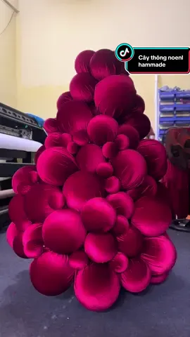 Cây Thông Đỏ Hammade 👍#HUEBalloona #trangtrisinhnhat #trangtritieccuoi #noenl🎄 #deco 
