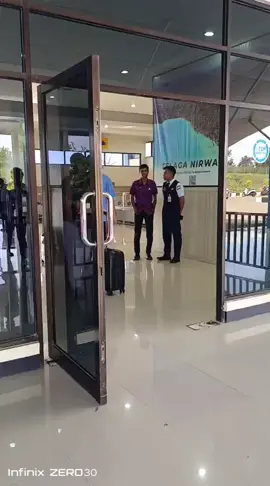 Tiba di Pulau Rote #lunamayamaximebouttier 