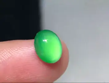 小小的一颗戒面☺️☺️