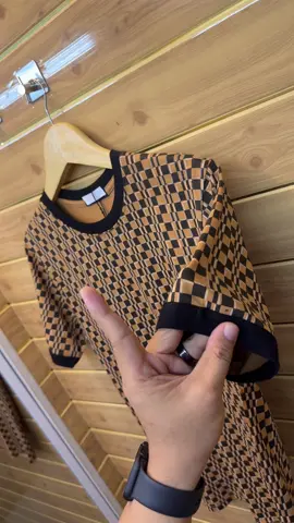 Suka banget kaos ini warnanya pas cakepp #berkahjayaofficial #fypシ゚ #outfit 